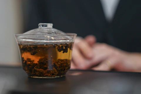 Brewing Oolong Tea